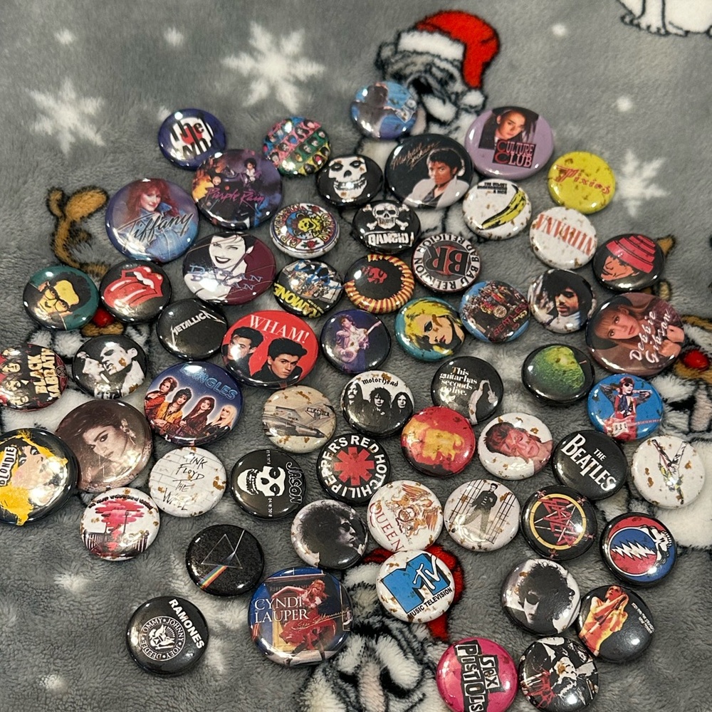 Rock Punk and Band Music Pin buttons